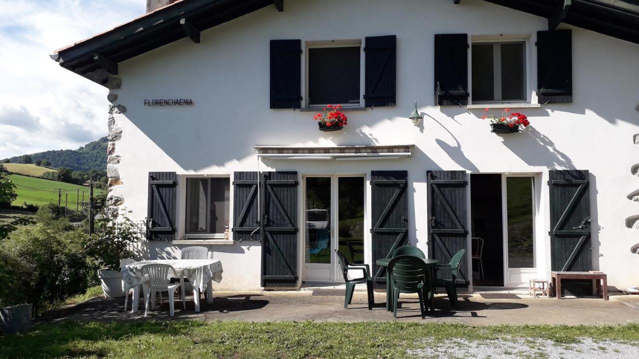 Apartamento Maison Florenchaenia Sur Le Chemin De Compostelle Saint-Jean-Pied-de-Port Exterior foto